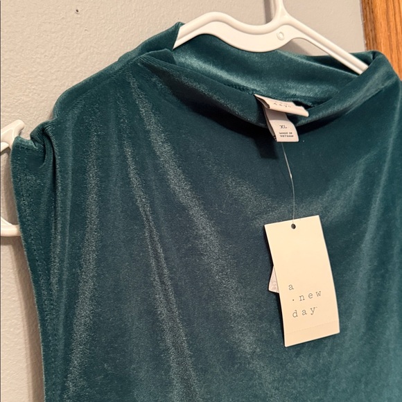 A New Day Green Midi Dress - Picture 3 of 3